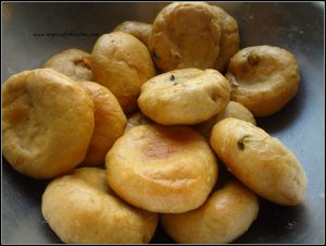 Unleavened bread for dipping